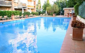 Laura Sweet Home Con Piscina