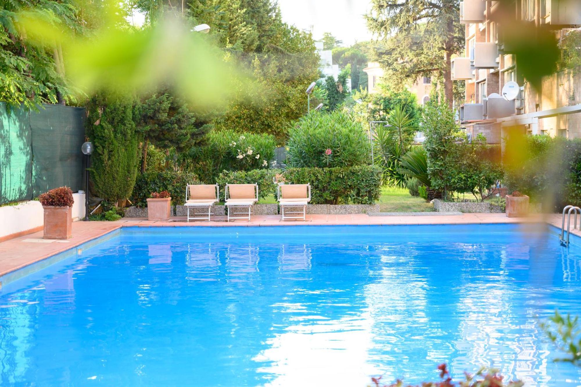 Laura Sweet Home Con Piscina Rome Exterior photo