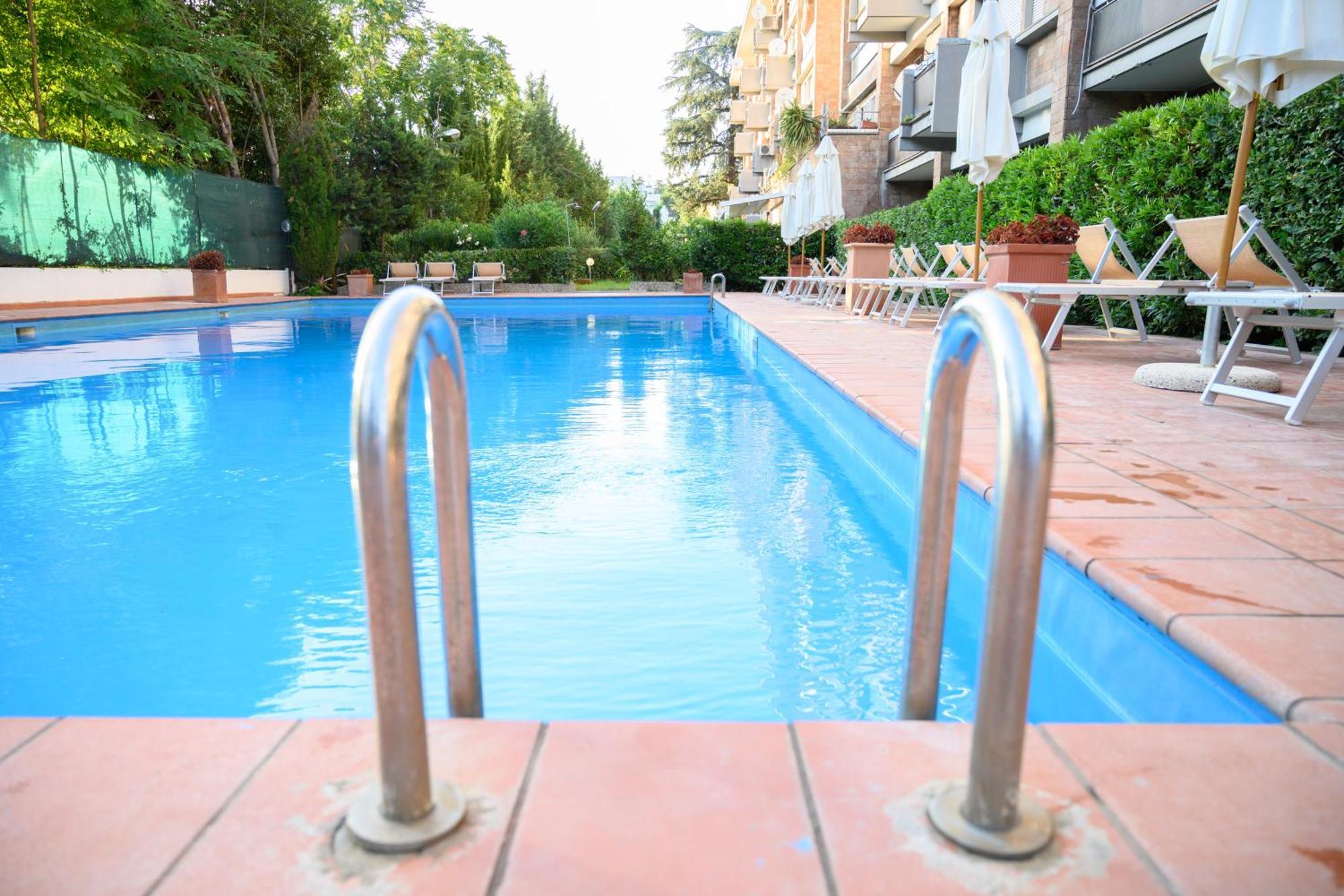 Laura Sweet Home Con Piscina Rome Exterior photo