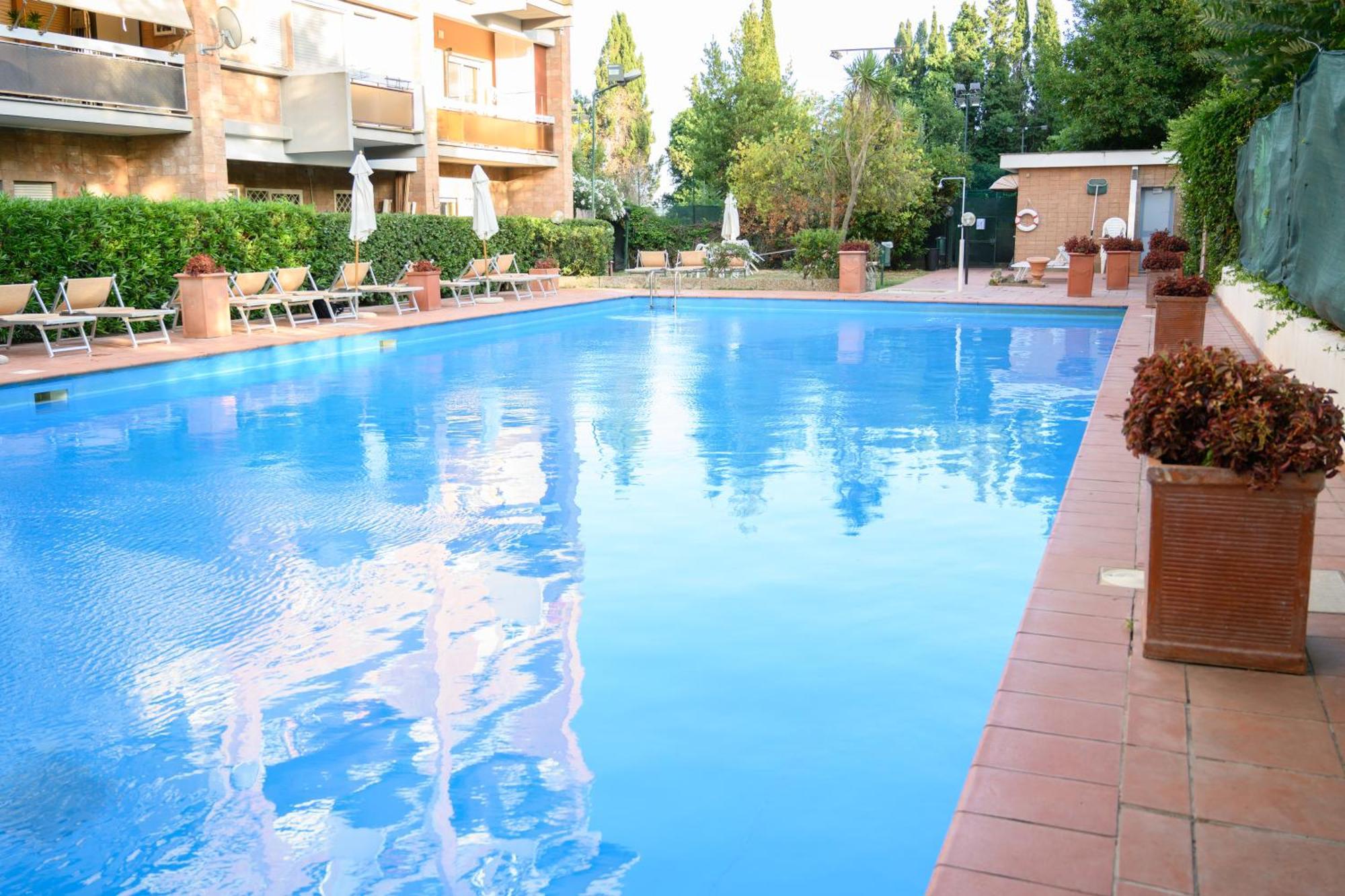 Laura Sweet Home Con Piscina Rome Exterior photo